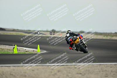 media/Apr-18-2025-TrackDaz (Fri) [[45f5874c44]]/A Group/Session 2 (Turn 10)/